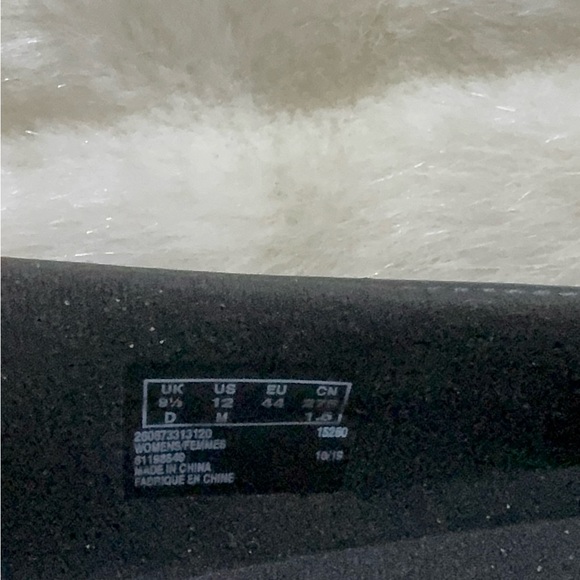 Clarks Black Leather Loafers for Women - Picture 6 of 12